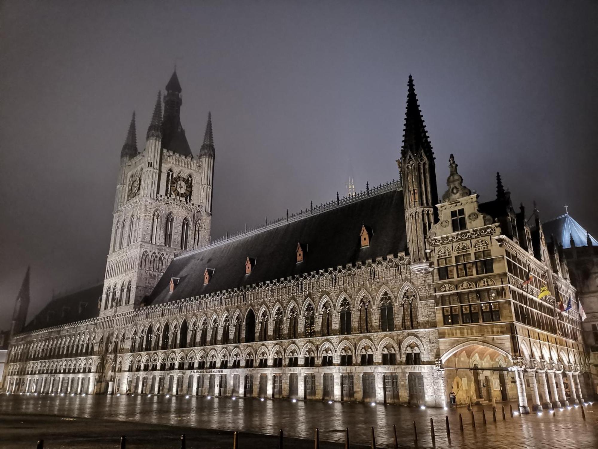 Old Saxo Apartment Ypres Exterior photo